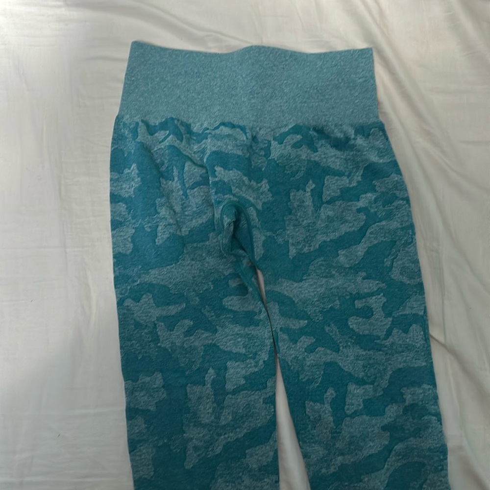 workout pants
